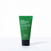 Aloe Hyaluron Cream.